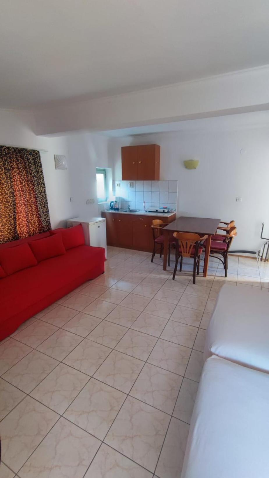 Pension Lale Apartment Pestani Exterior photo